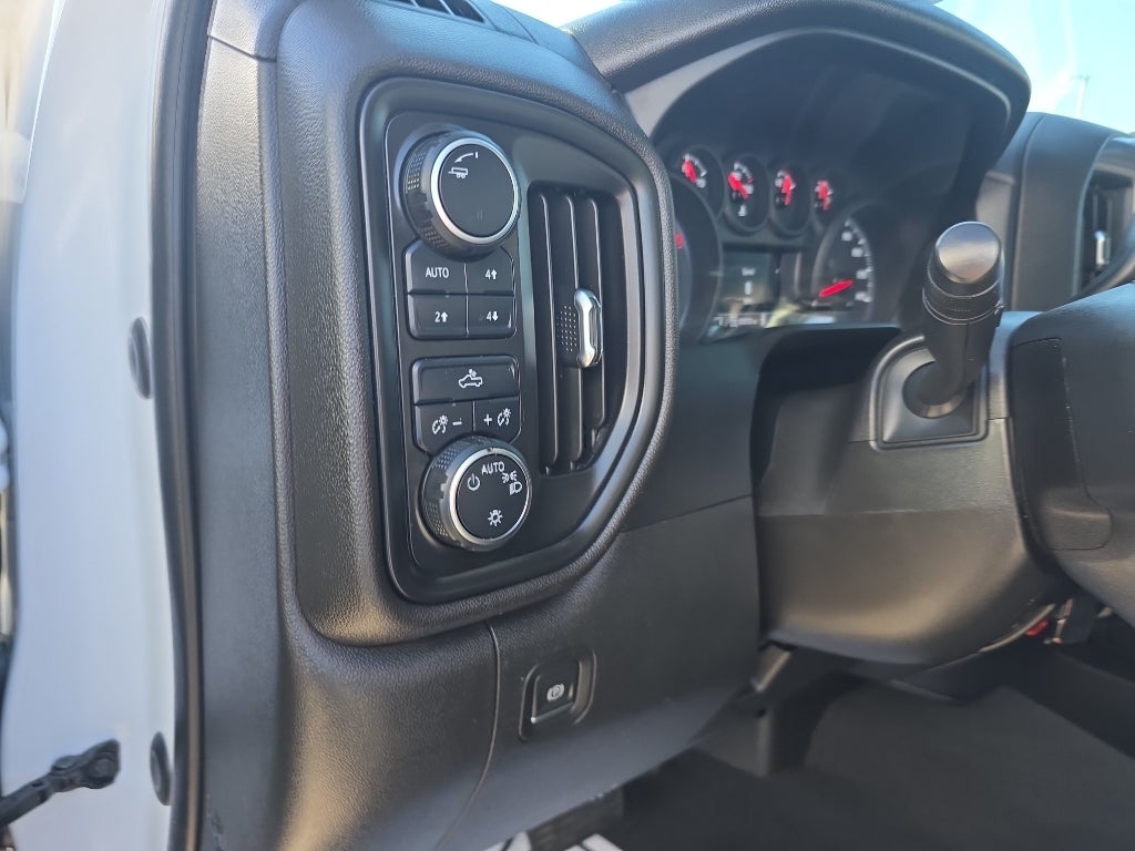 2021 Chevrolet Silverado Custom Trail Boss