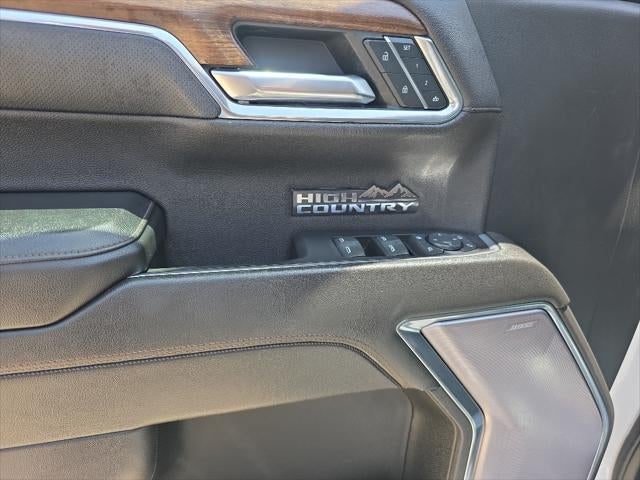 2023 Chevrolet Silverado High Country