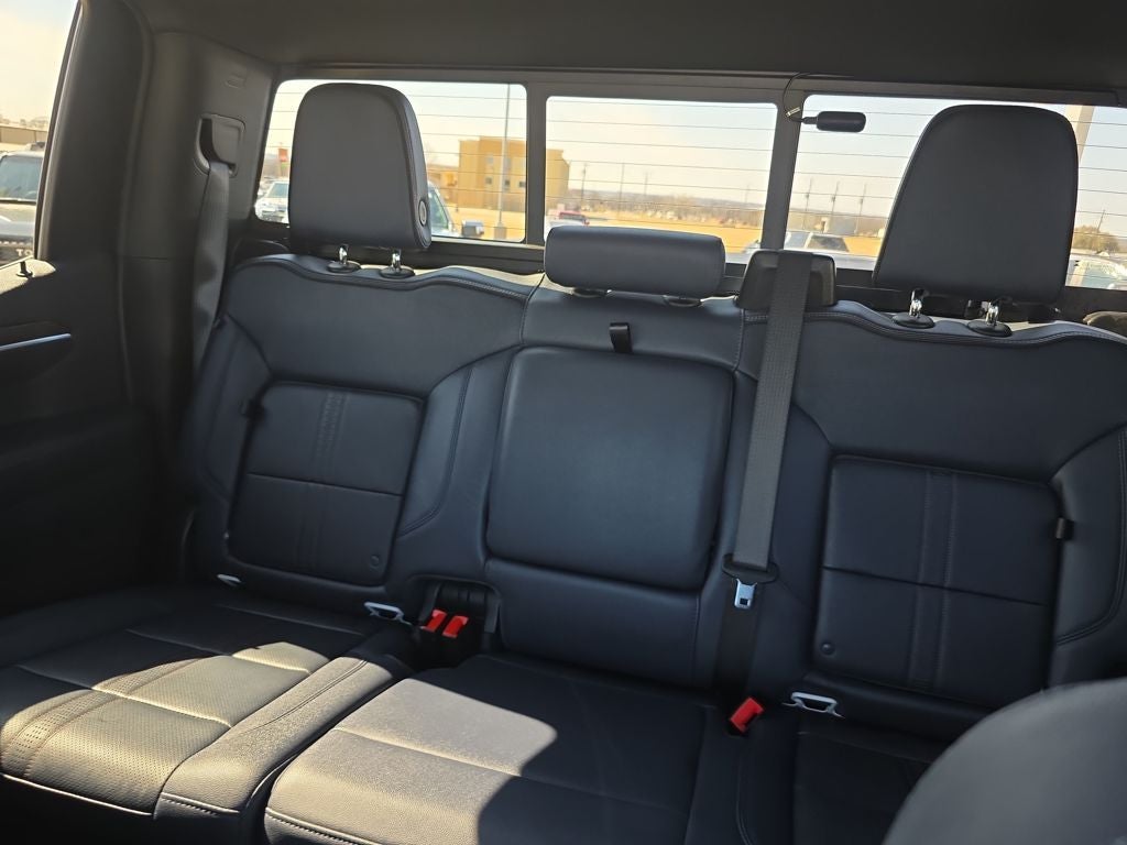 2024 Chevrolet Silverado High Country