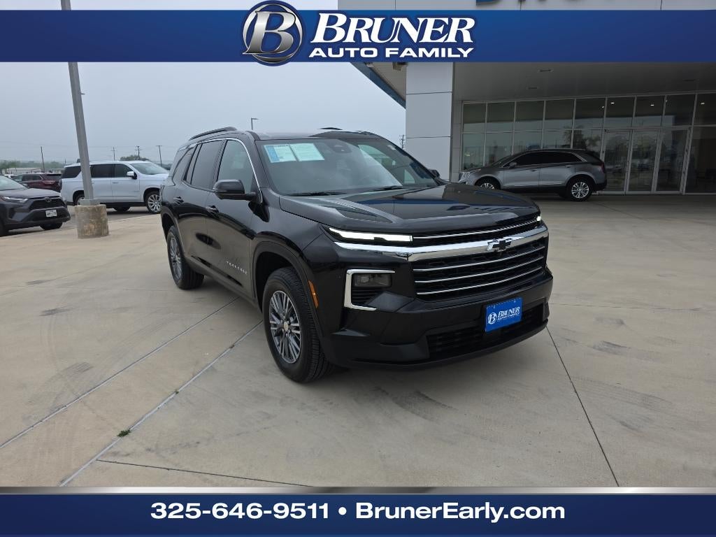 2026 Chevrolet Traverse FWD LT