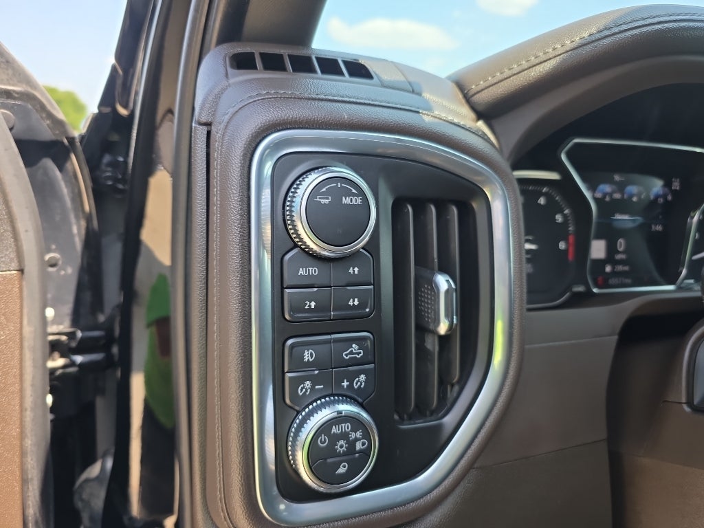2022 GMC Sierra Denali