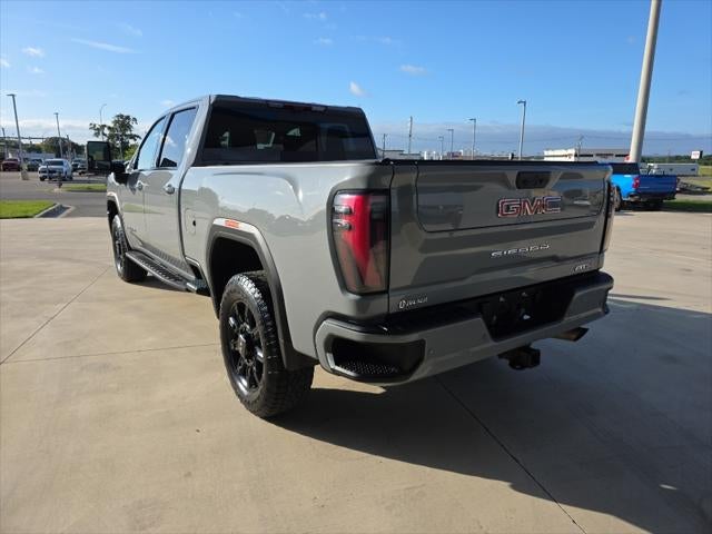 2025 GMC Sierra AT4