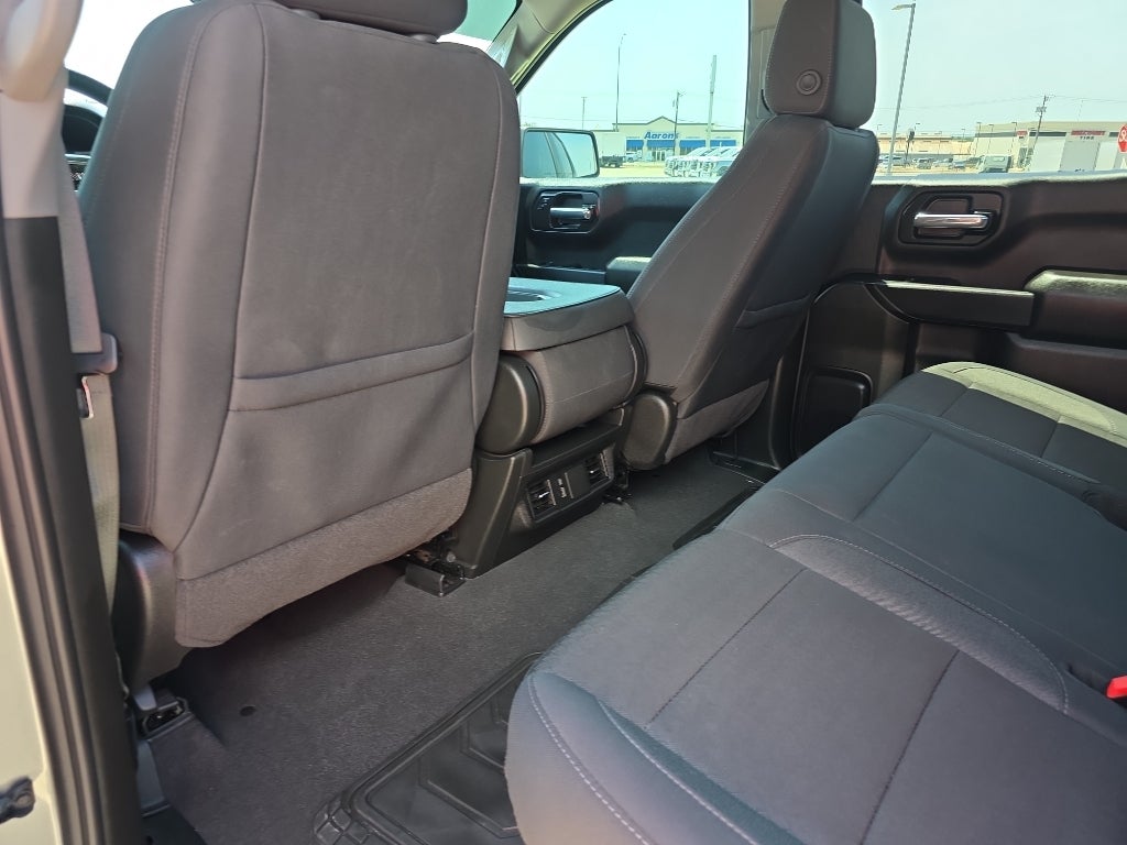 2024 GMC Sierra Pro