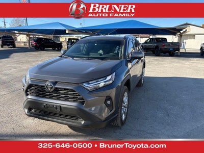 2025 Toyota RAV4 XLE Premium