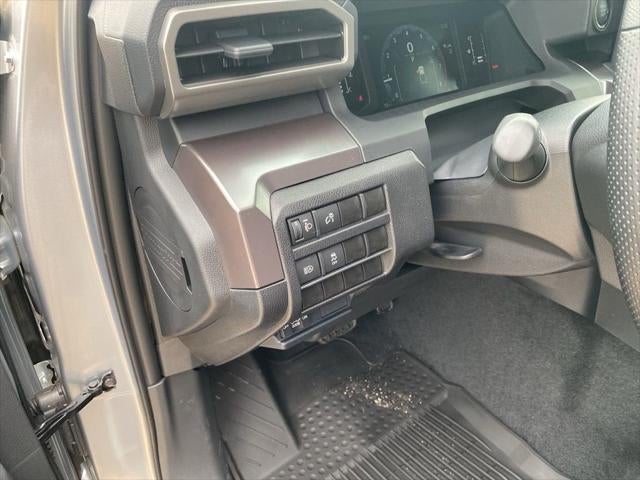 2025 Toyota Tacoma 2WD SR5