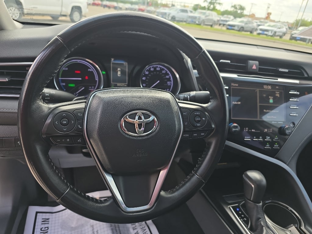 2019 Toyota Camry Hybrid SE