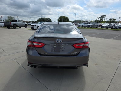 2019 Toyota Camry Hybrid SE