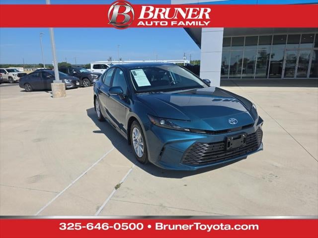 2026 Toyota Camry Hybrid LE