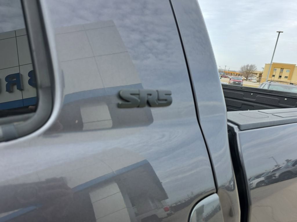 2017 Toyota Tundra 4WD SR5