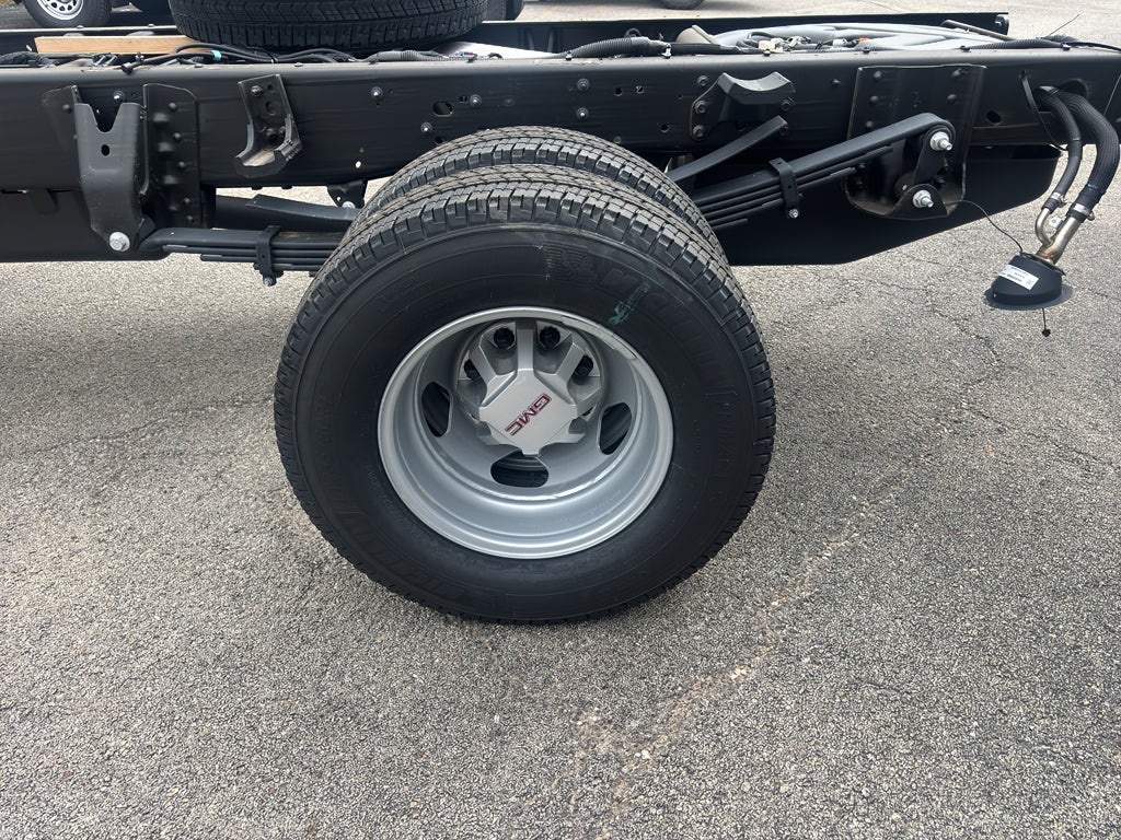 2026 GMC Sierra 3500 HD Chassis Cab Pro