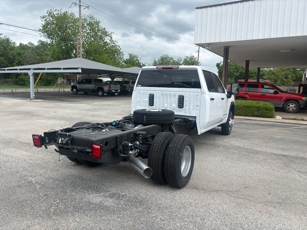 2026 GMC Sierra 3500 HD Chassis Cab Pro