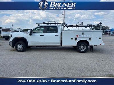 2025 GMC Sierra 3500 HD Chassis Cab Pro