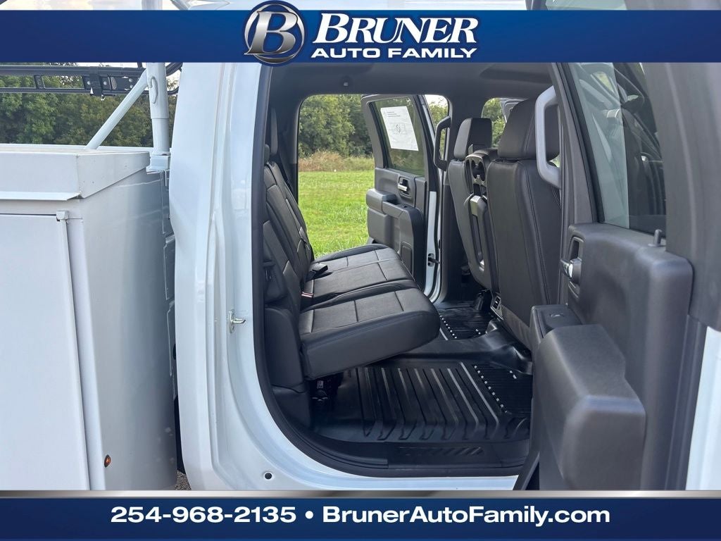 2025 GMC Sierra 3500 HD Chassis Cab Pro