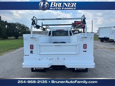 2025 GMC Sierra 3500 HD Chassis Cab Pro