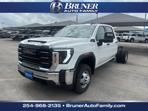2025 GMC Sierra 3500 HD Chassis Cab Pro