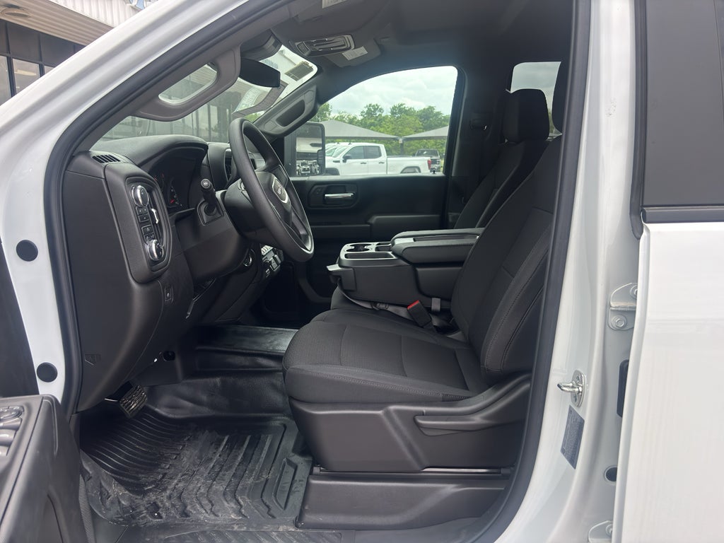 2025 GMC Sierra 3500 HD Chassis Cab Pro