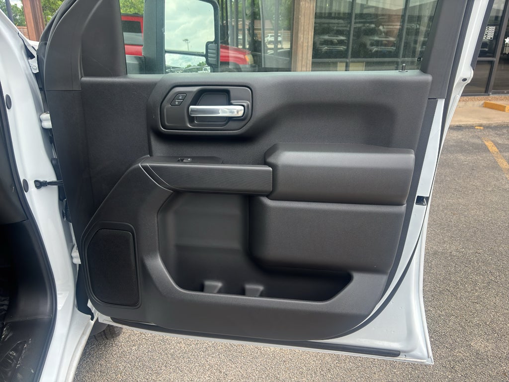 2025 GMC Sierra 3500 HD Chassis Cab Pro
