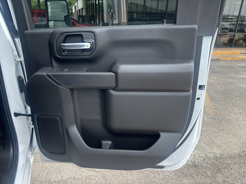 2025 GMC Sierra 3500 HD Chassis Cab Pro
