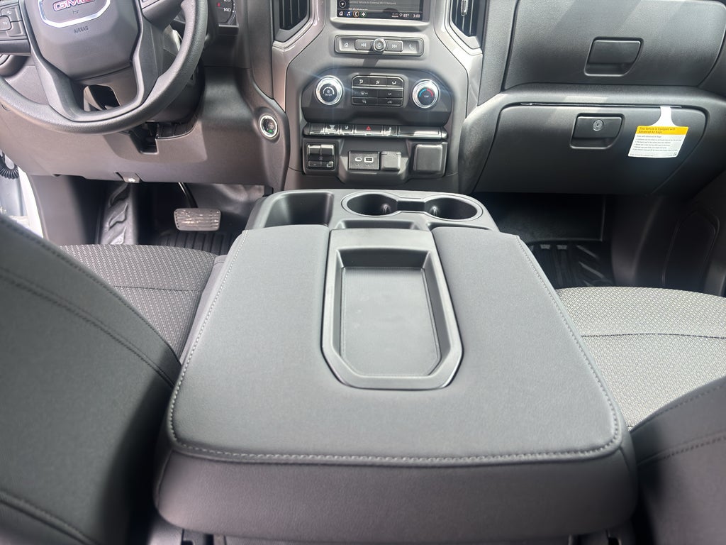 2025 GMC Sierra 3500 HD Chassis Cab Pro