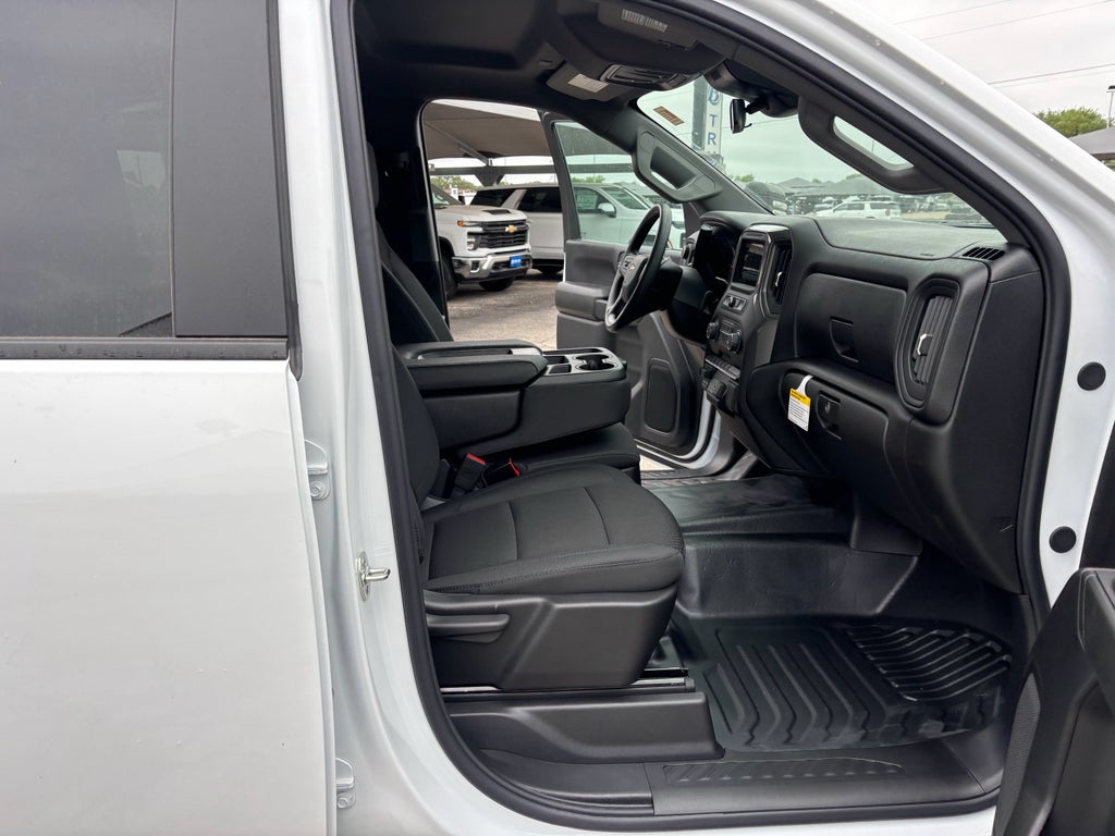 2025 GMC Sierra 3500 HD Chassis Cab Pro