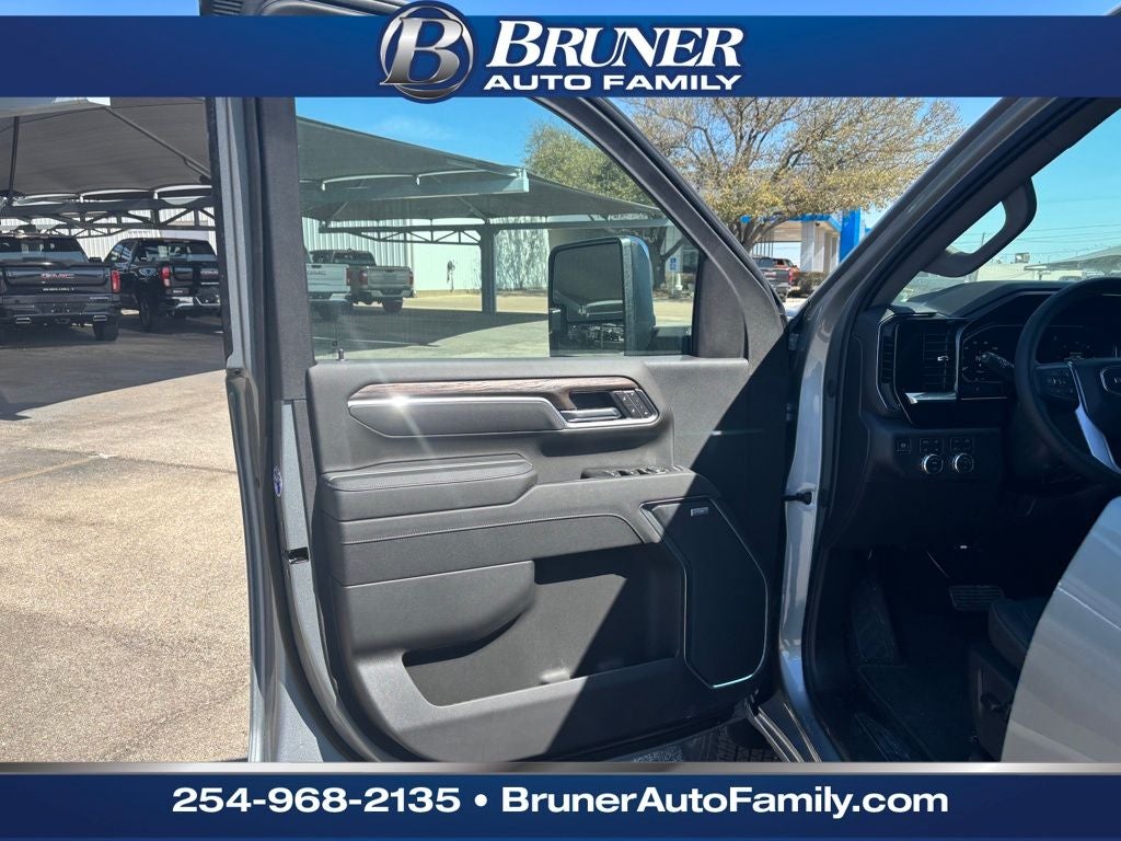 2026 GMC Sierra 3500 HD SLT DRW