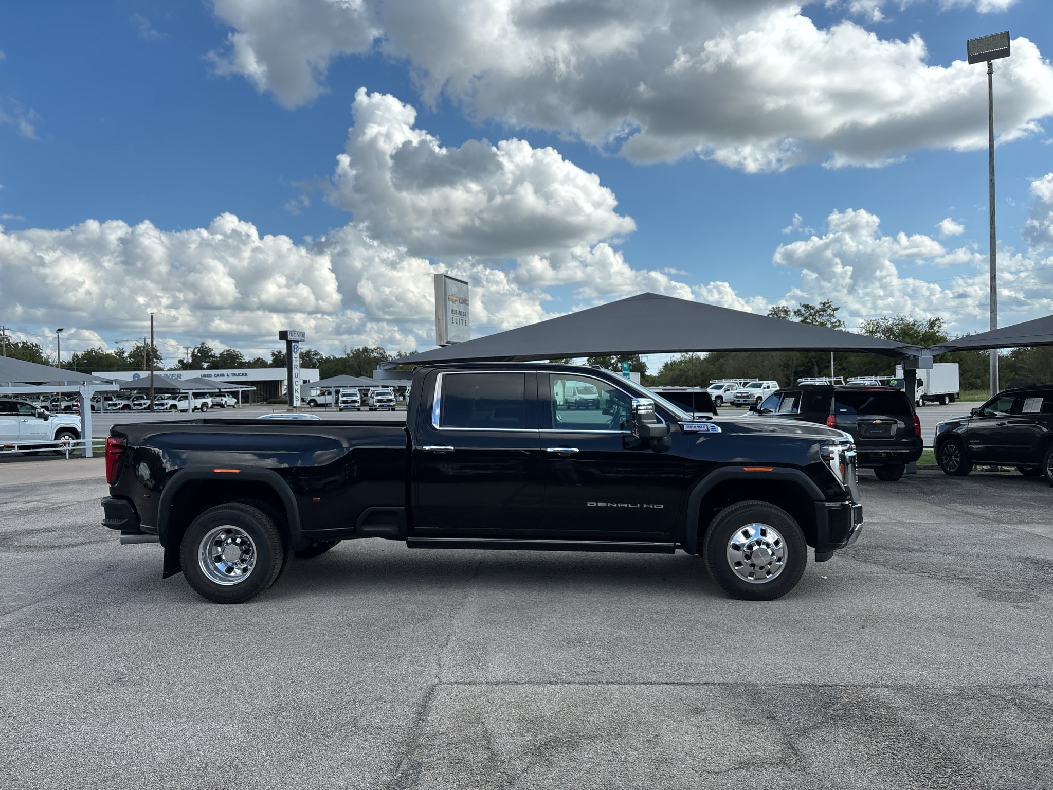 2026 GMC Sierra 3500 HD Denali DRW