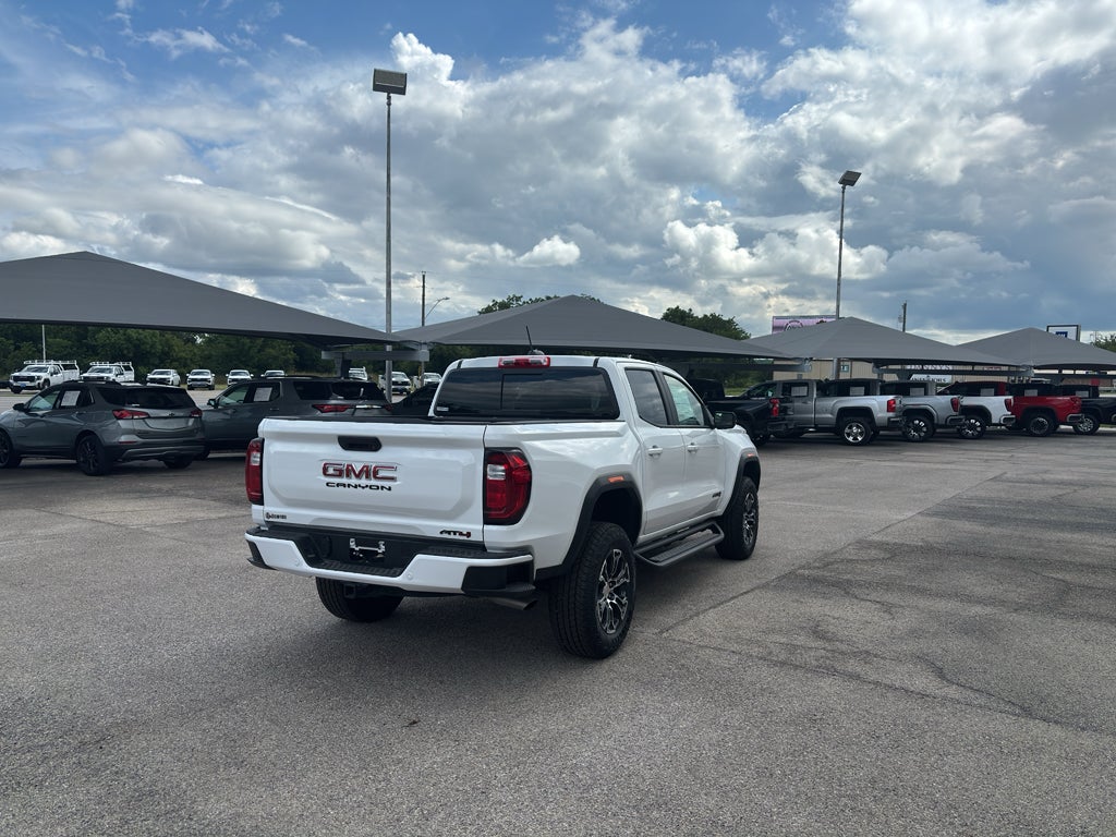 2025 GMC Canyon AT4