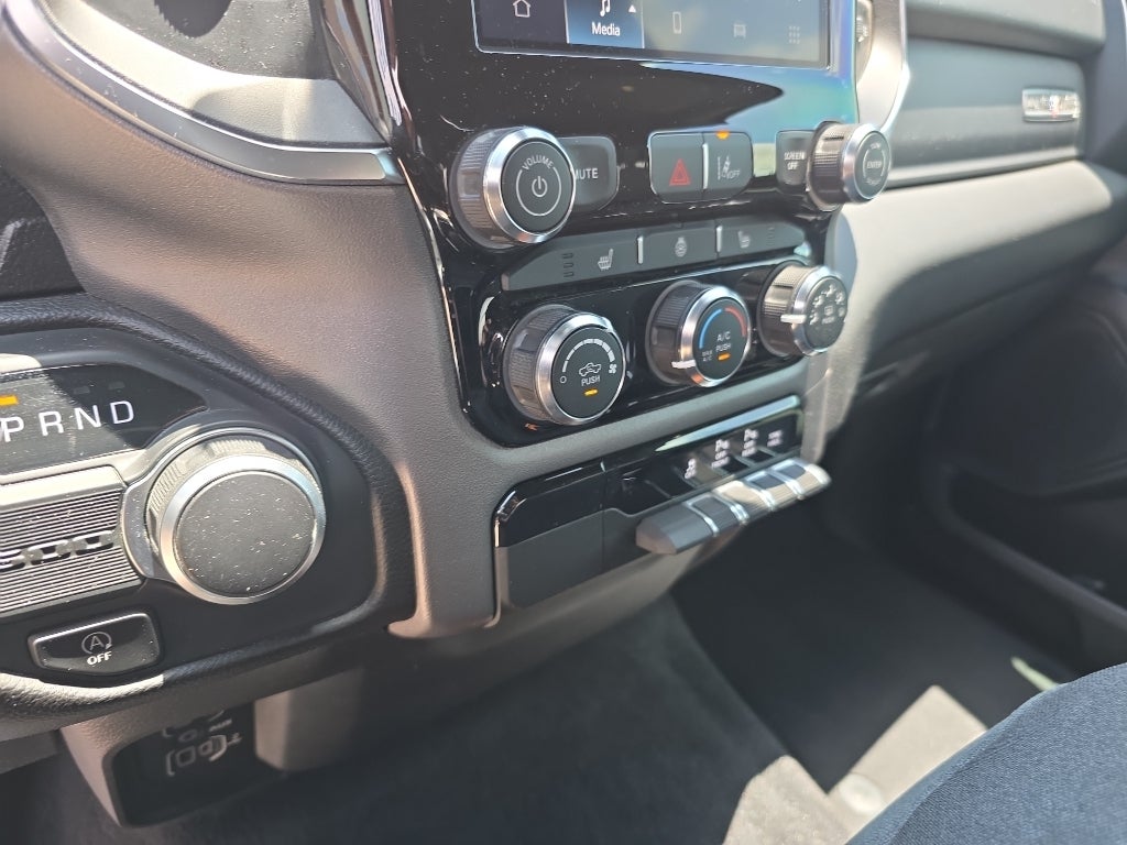 2025 RAM 1500 Lone Star Quad Cab 4x2 6'4" Box