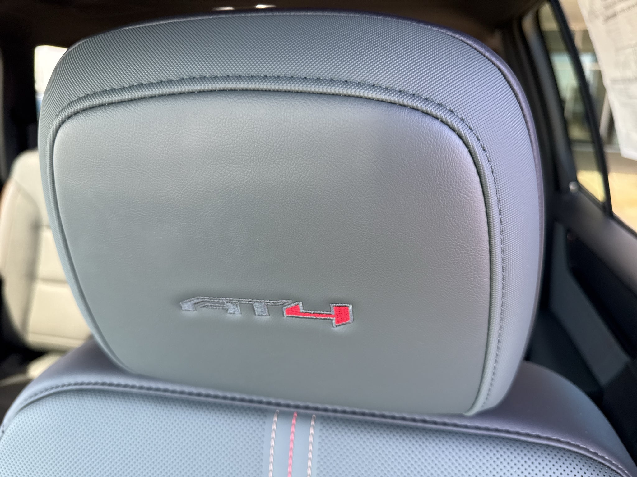 2027 GMC Acadia AT4