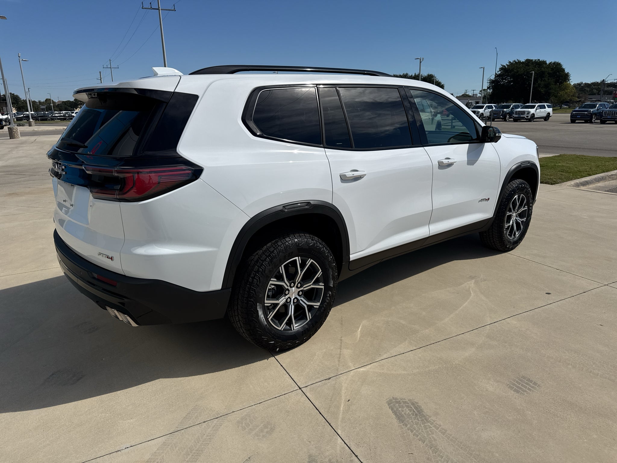 2027 GMC Acadia AT4