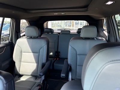 2027 GMC Acadia AT4