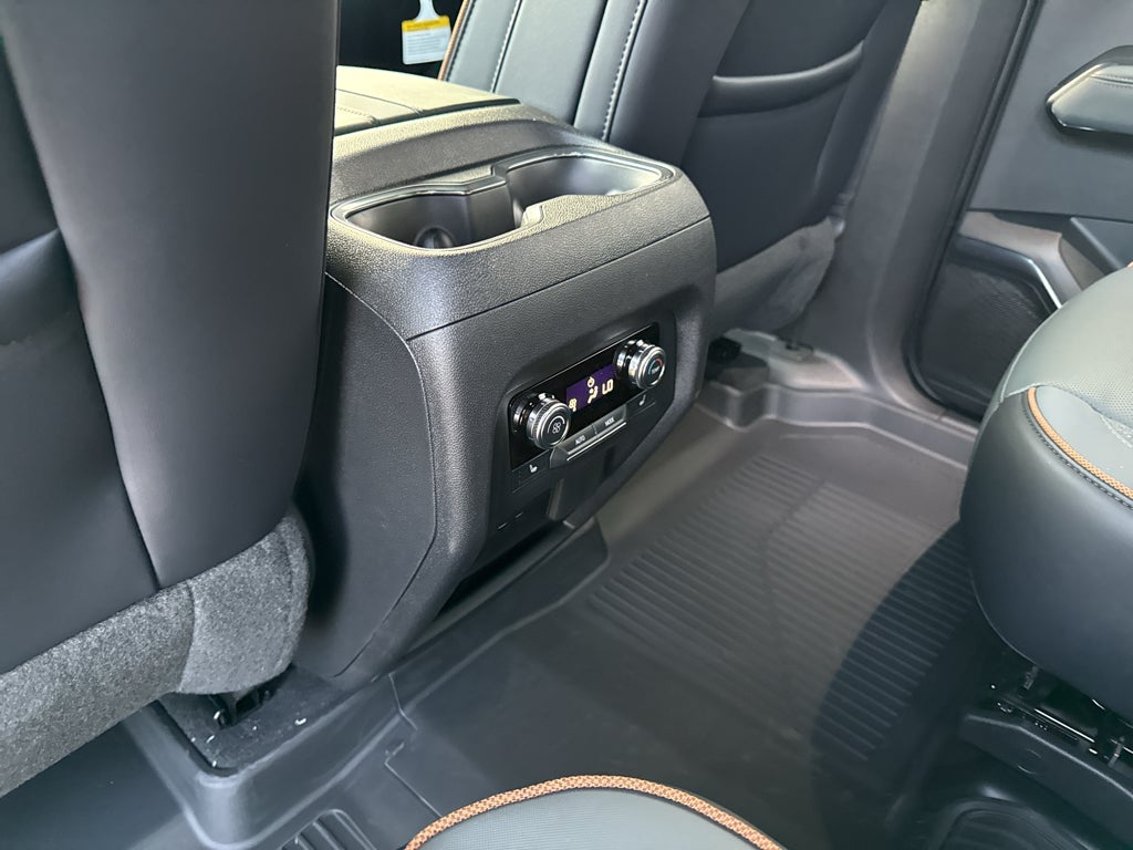2027 GMC Acadia AT4