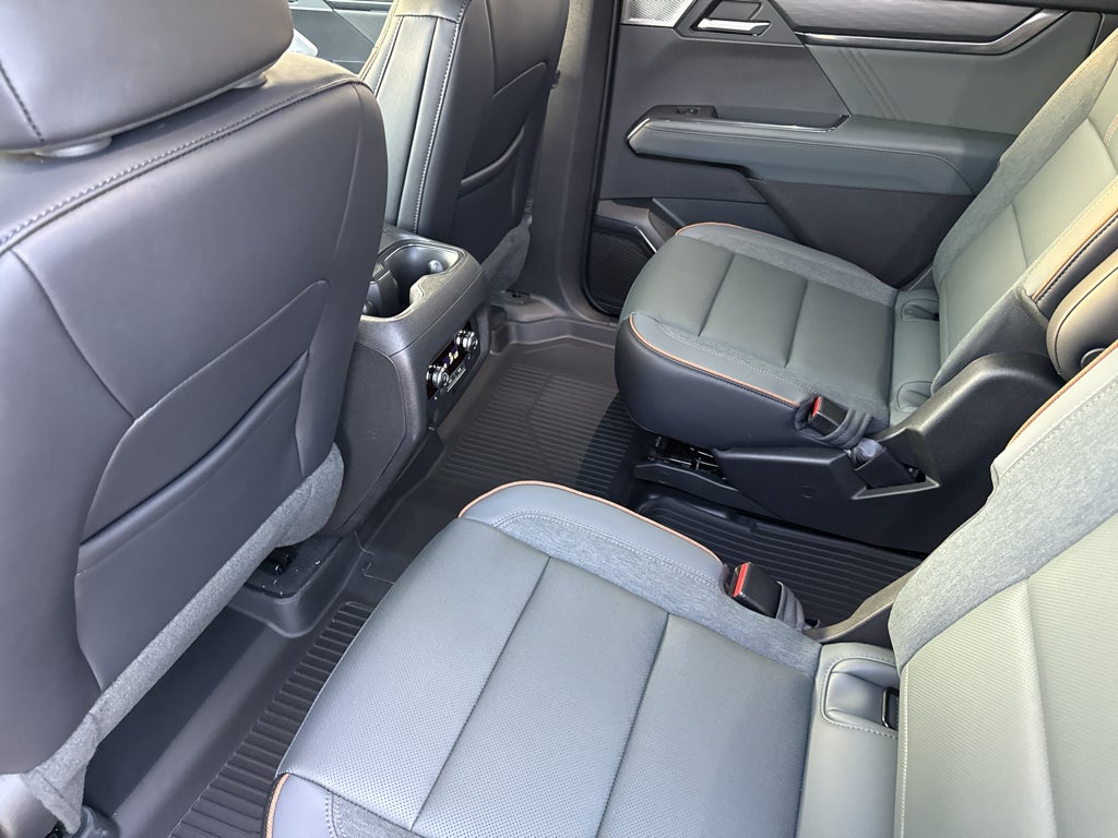 2027 GMC Acadia AT4