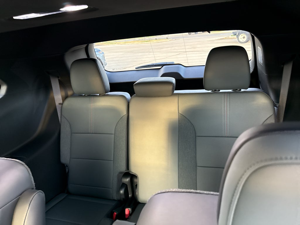 2027 GMC Acadia AT4