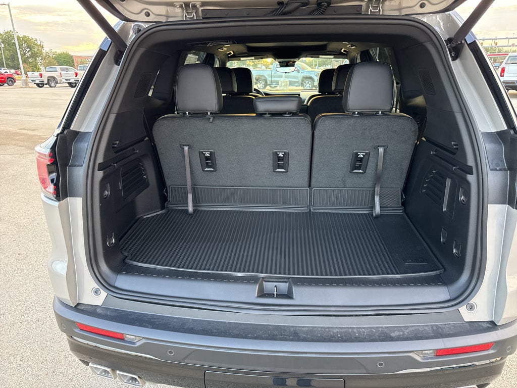 2027 GMC Acadia AT4