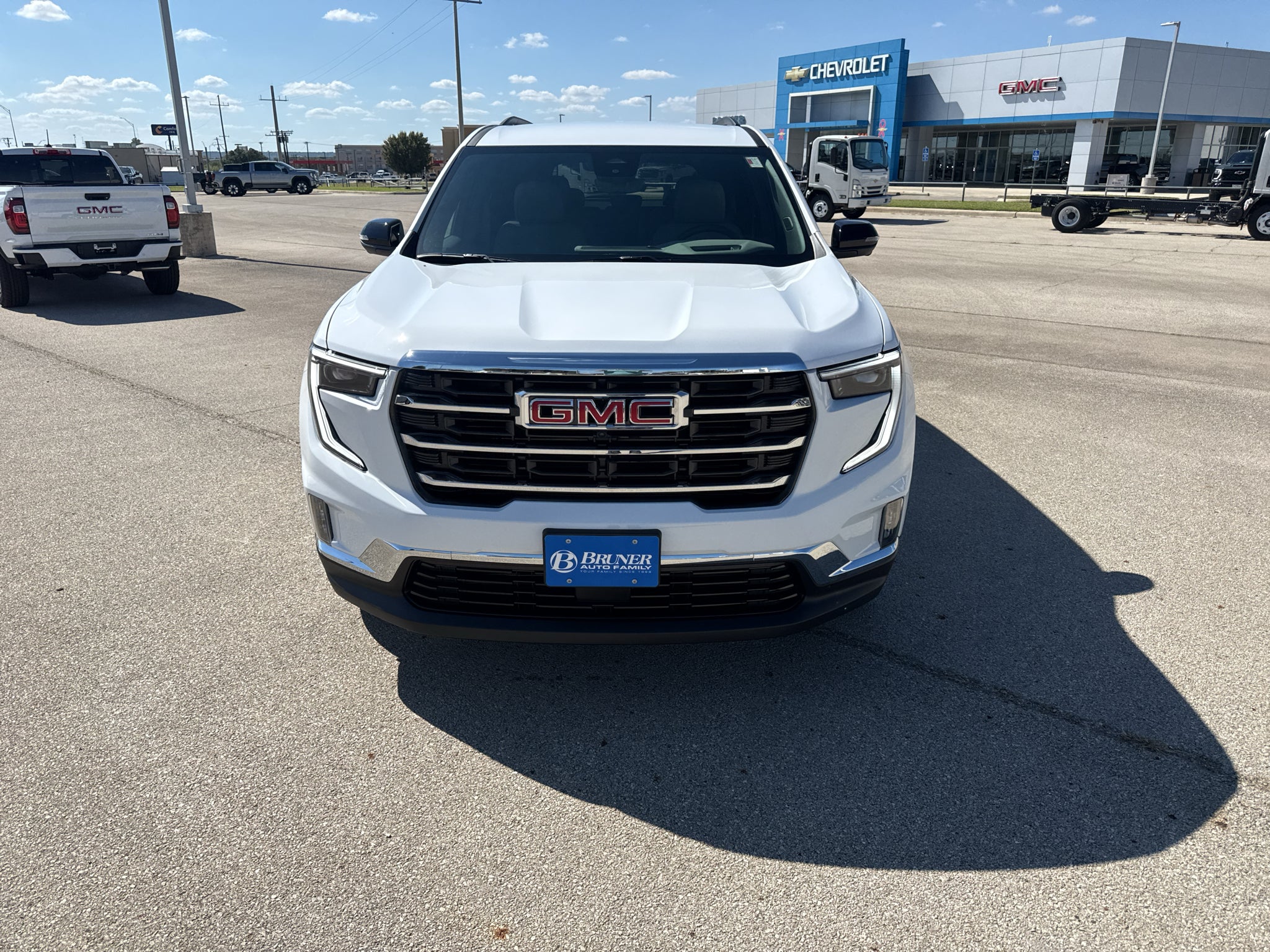 2027 GMC Acadia Elevation