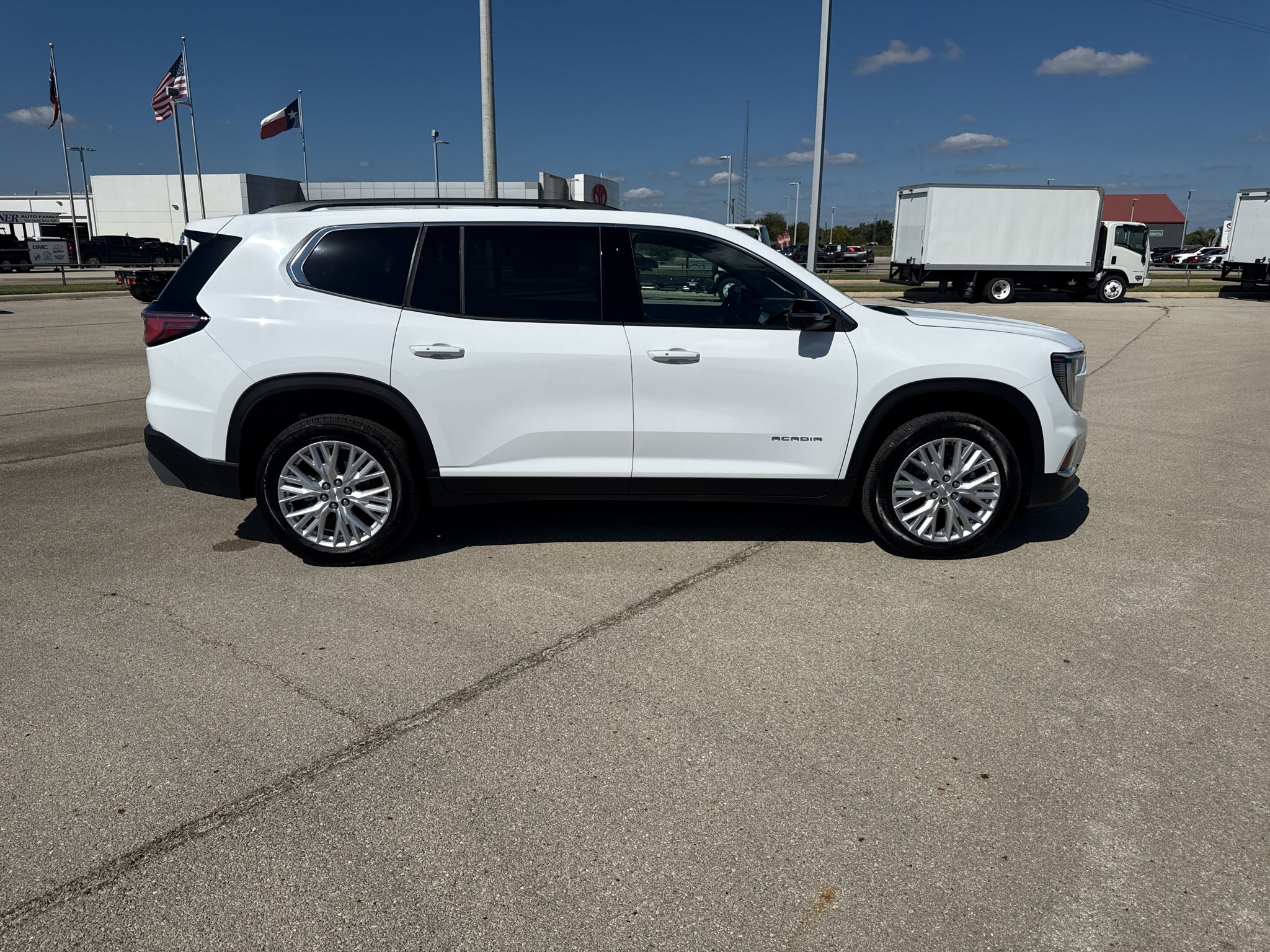 2027 GMC Acadia Elevation