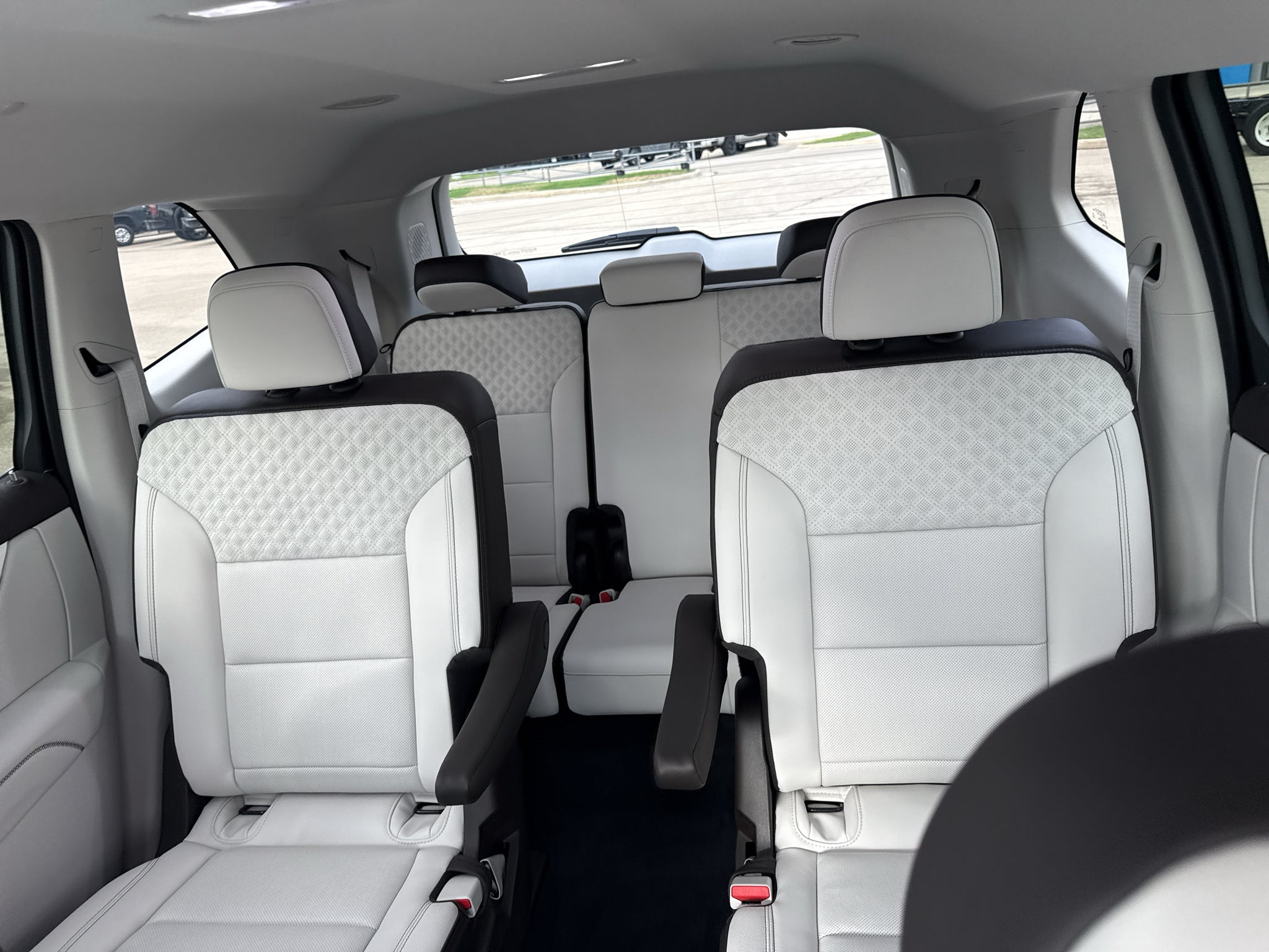 2027 GMC Acadia Denali