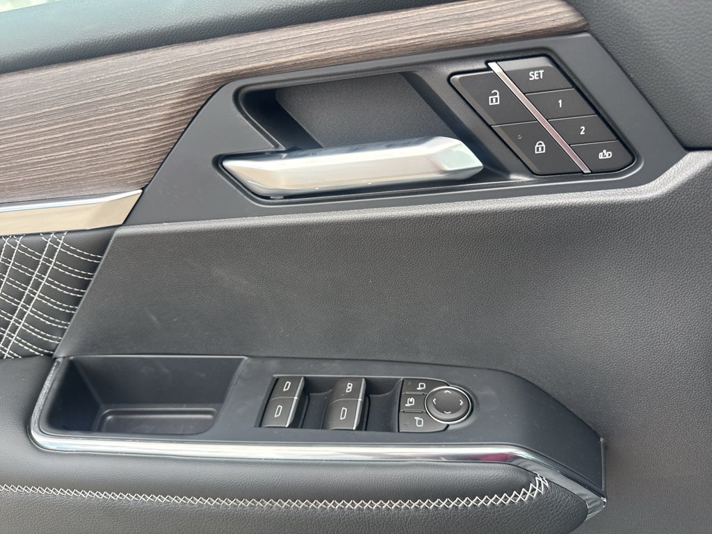 2027 GMC Acadia Denali