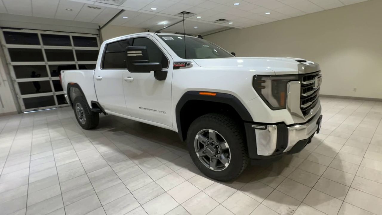 2026 GMC Sierra 2500 HD SLE
