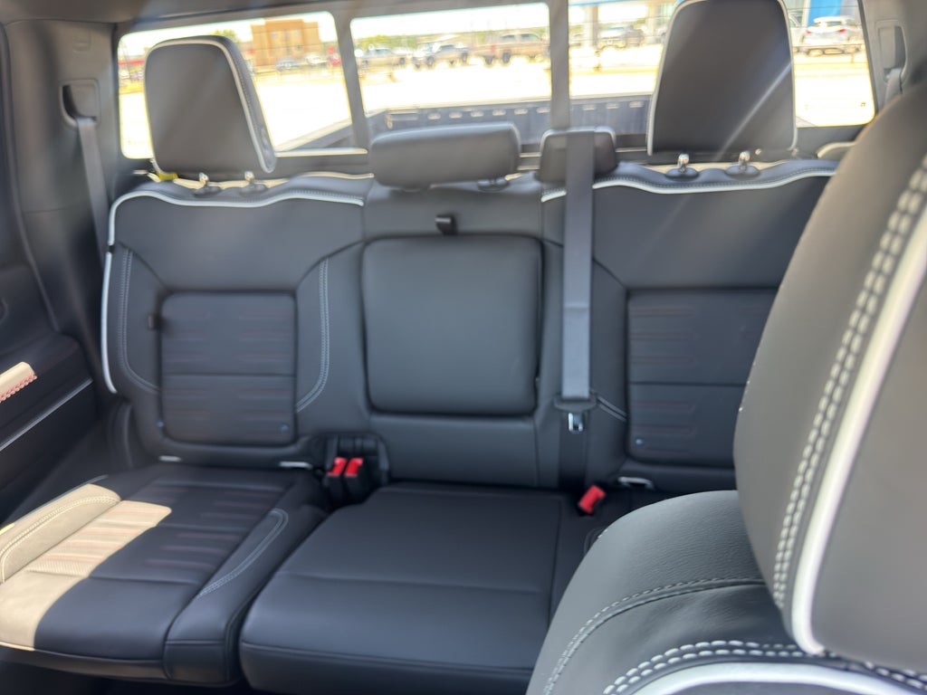 2026 GMC Sierra 2500HD AT4X - Photo 12