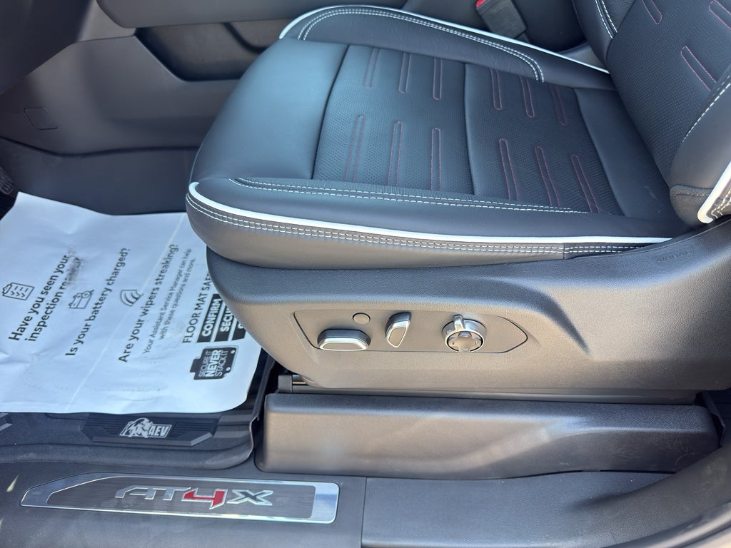 2026 GMC Sierra 2500HD AT4X - Photo 9
