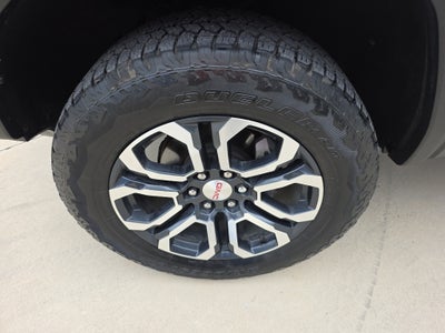 2023 GMC Canyon AT4