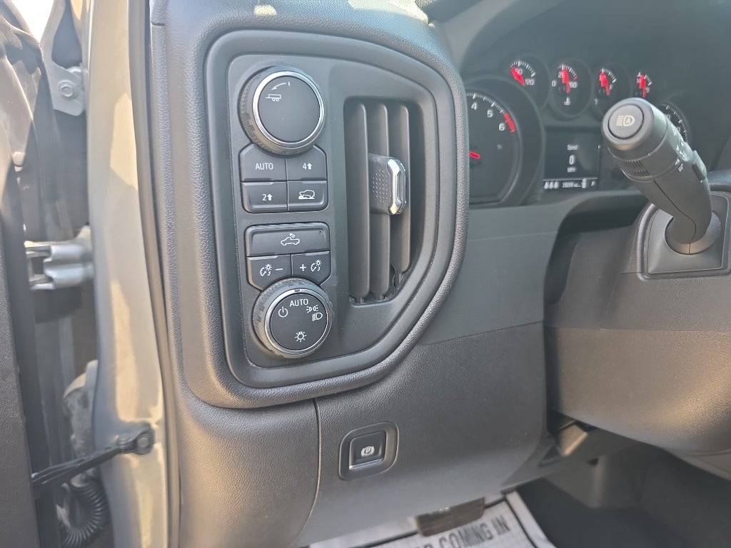 2024 Chevrolet Silverado 1500 Custom