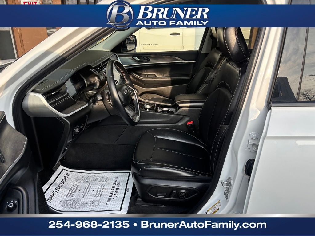 2022 Jeep Grand Cherokee Limited 4x2