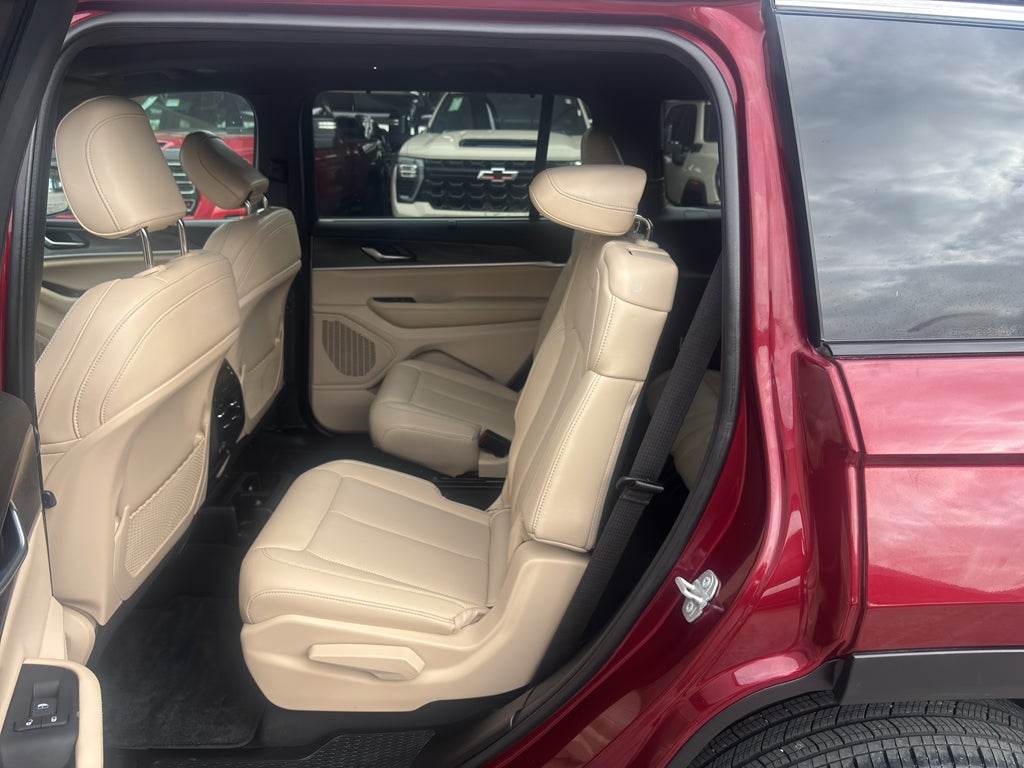 2025 Jeep Grand Cherokee L Limited 4x4
