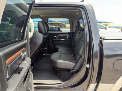 2018 RAM 1500 Laramie Crew Cab 4x4 5'7' Box