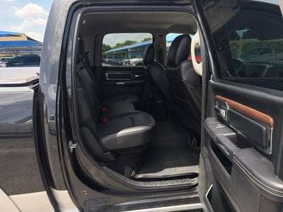 2018 RAM 1500 Laramie Crew Cab 4x4 5'7' Box