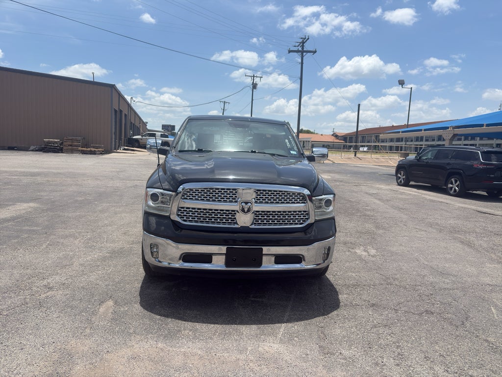 2018 RAM 1500 Laramie Crew Cab 4x4 5'7' Box