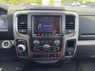 2018 RAM 1500 Laramie Crew Cab 4x4 5'7' Box